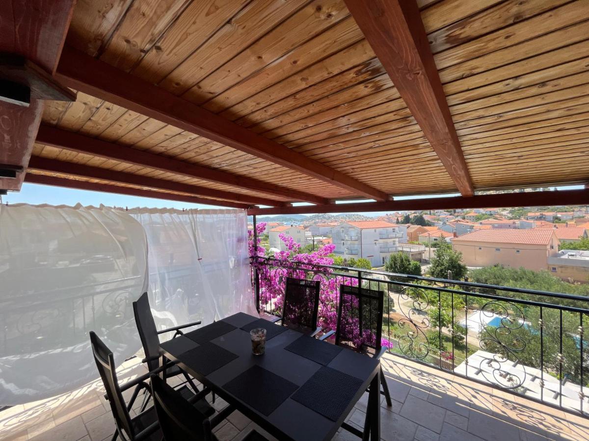 Perla Alba Apartments Tribunj  Bagian luar foto