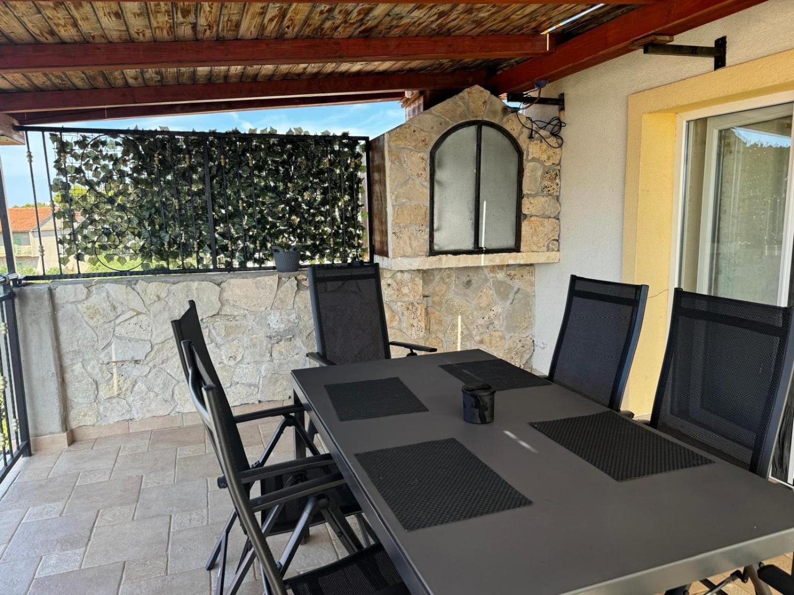 Perla Alba Apartments Tribunj  Bagian luar foto