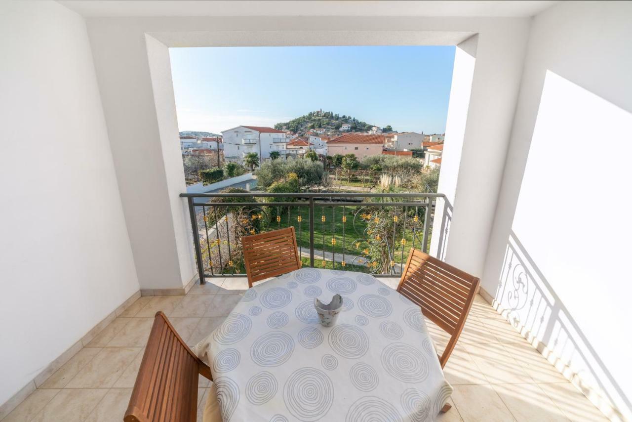 Perla Alba Apartments Tribunj  Bagian luar foto