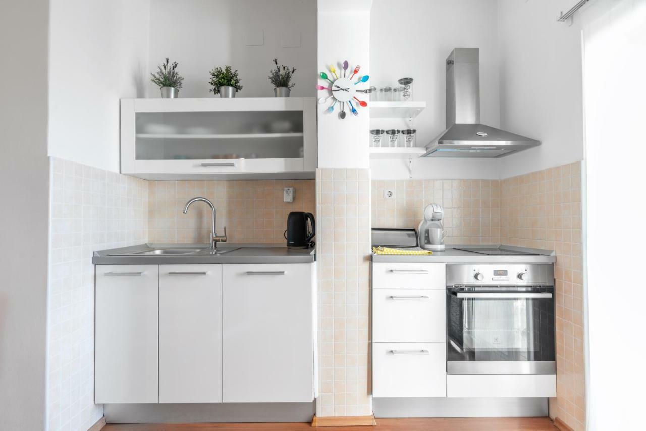 Perla Alba Apartments Tribunj  Bagian luar foto